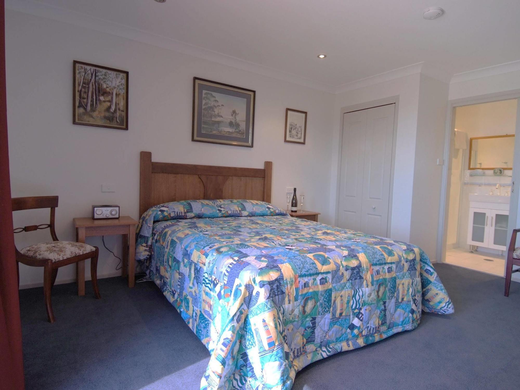 Anchors Aweigh - Adult Guests Only Hotel Нарума Екстериор снимка